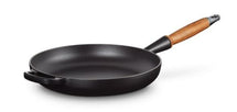 Le Creuset Bratpfanne Signature Matt Schwarz - ø 26 cm / 2 Liter - Emaillierte Antihaftbeschichtung