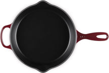 Le Creuset Bratpfanne Signature Garnet- ø 23 cm - Emaillierte Antihaftbeschichtung