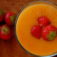 Mango-Erdbeer Smoothie