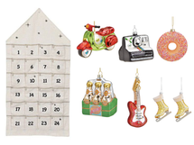 Sareva Adventskalender - mit 6 Weihnachtskugeln - Haus - Weiß